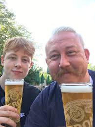 Dan Elliot (@Dansrealcurry)