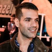 100+ "Dan Levy" profiles