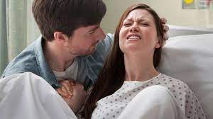 Bbc Earth The Real Reasons Why Childbirth Is So Painful And Dangerous