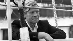 Wann war er das letzte mal bei bewusstsein? Trauer Um Helmut Schmidt Ein Mann Mit Weit Und Weltsicht Archiv