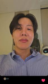 JIMIN ON WEVERSE LIVE 🥹❤️‍🩹 39,55,815 1,44,92,585 w 40,15,508  40,15,5081,50,25,676 1,50,25,676 w D 40,15,508 10,15,5081,50,25,676  1,50,25,676 w 39,79,425 1,47,03,439 1. w D D 40,61,346 40,61,3461,51,97,540  1,346 1,51,97,540 540 w