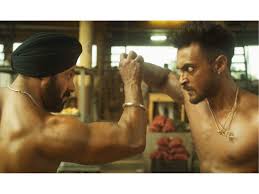 × how would you rate this movie? Salman Khan Shares First Look Of Aayush Sharma From Antim The Final Truth Film To Release In 2021