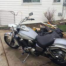 The honda shadow 1100 has hydraulic valve lash adjusters and for this reason no valve adjustment is required. Best 2001 Honda Shadow A C E For Sale In Detroit Michigan For 2021