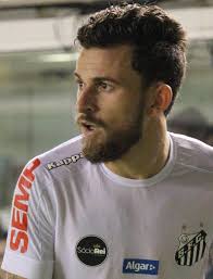 No último fim de semana, dois funcionários do palmeiras. Lucas Lima Wikipedia