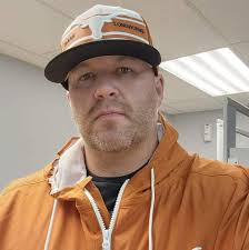 Whats up everyone, I may not look Hispanic but I just wanted to say hi