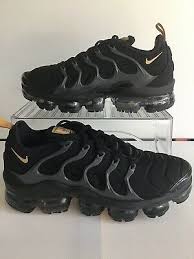 Black And Gold Vapormax Plus Outfit Nike Air Vapormax Plus Black Metallic Gold Anthracite Sz 8 Wmns 9 5 Bq5068 001 Shoes Kicks Fashion Sneakers Men Fashion Nike Air Vapormax Black Metallic