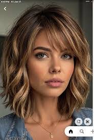 Gina Lister's Instagram, Twitter & Facebook