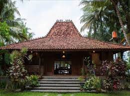 Yuk simak artikel mengenai rumah adat tradisional jawa tengah 5 Macam Rumah Adat Jawa Tengah Dan Penjelasannya Blog Ruparupa