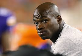 Video emerges of Minnesota Vikings legend getting into an altercation in  Houston