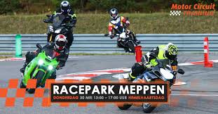 The entire circuit has a length of 2300 meters with an oval track of 1000 meters and 400 meters. Racepark Meppen Motorcircuittraining