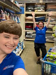 Lacey Gardner Crosby (@lcsalons)