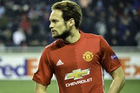 Ajax and netherlands defender daley blind has been diagnosed with a heart condition after suffering from dizziness during the champions league game. Manchester United Lindelof Opfer Daley Blind Vor Abschied Von United
