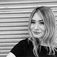 6 "Vicky Smart" profiles