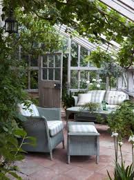 Salle A Manger Ou Jardin D Hiver On Ammenage La Veranda Veranda Bioclimatique Jardin D Hiver Decoration Veranda