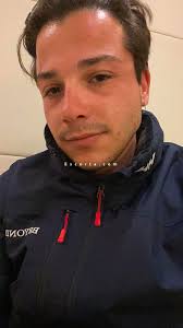 Uomo cerca donna escort Roberto a Lecce 338 700 5126 - EscortA