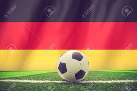 Flagge 90 x 150 : Fussball Auf Deutschland Flagge Lizenzfreie Fotos Bilder Und Stock Fotografie Image 42268244