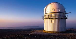 Μονοκατοικια 389 τμ με θεα το αστεροσκοπειο και ολη την αθηνα σε οικοπεδο 1100 τμ, πισινα 60 τμ, μεγαλος κηπος με πηγαδι, ενοιχι. Anoigei Tis Portes Toy Gia To Koino To Asteroskopeio Toy Skinaka Pikosapikos Gr