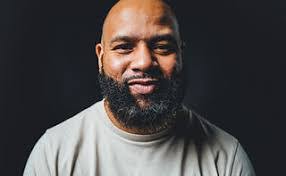 Damion Miles's Instagram, Twitter & Facebook