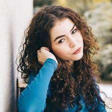 Curly hairstyles for women in 2020; Ouidad Vs Devacurl Which Curly Hair Cut And Style Method Is Best Bellatory