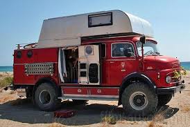 Oldtimer Mercedes Benz 1113 Zum Mieten Campervanconversions Mercedes Camper Mercedes Truck Benz
