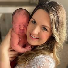 Amazon.com : Phillip Adam Orange Vanilla Conditioner for Smooth and Shiny  Hair