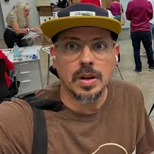 UN INFORMANTE HABLA DE QUE SUPUESTAMENTE PASO CON EL DESPIDO DE SCOFIELD EN  MI CANAL DE 🟡YOUTUBE🔴 YA @PETERFALCONTV