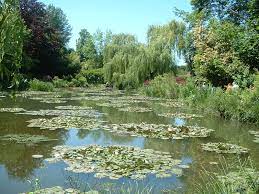 Located approximately 70 kilometres northwest of paris, art lovers flock to the town of giverny to marvel at the gardens captured in impressionist artist claude monet's paintings. Giverny Wikipedia
