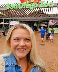 Abby Reed (@yourbffinfinance) • Instagram photos and videos