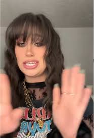 Ali Carroll (@alicarroll21)