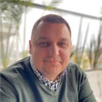 5400+ profilů „Bernát“