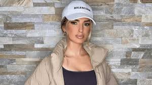 She was reportedly scouted by a modelling agency when she was shopping in birmingham at just. Jack Grealish Girlfriend All You Need To Know About The Instagram Model Firstsportz