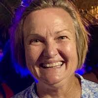 Carolyn Patterson's Instagram, Twitter & Facebook