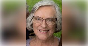 Kristin Suggs's Instagram, Twitter & Facebook