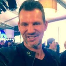 Stream Mark Delano music