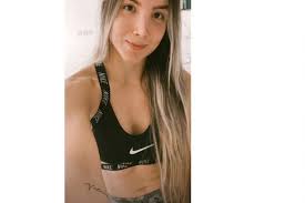 .de atlético nacional sebastián pérez marcó uno de los goles, se conoció una fotografía en medellín en el que aparece el jugador acompañado de su esposa manuela restrepo, james rodríguez y daniela ospina en el que se confirma el embarazo de la restrepo, quien tendrá un bebé que al. Boca Juniors Hoy La Bella Pareja De Sebastian Perez Curiosidades De Futbol Futbolred