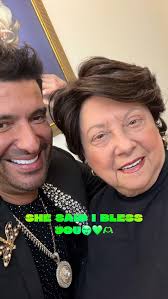 I had the honor of shaving this sexy grandmom today and making her look  cancer free! Needless to say we fell in love!!😘💯🔔