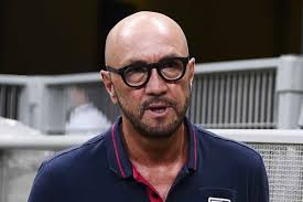 Congedo matrimoniale, 15 giorni di riposo per i neo sposi: Nicolo Zenga Il Libro Sul Padre Walter Zenga Le Anticipazioni