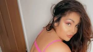 I broke mould for OnlyFans stars and now I earn s***loads, brags Brit  wrestler - Daily Star