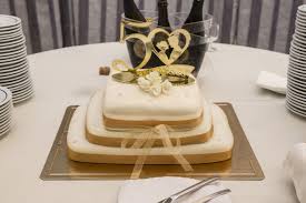 Se volete staccarvi dalla tradizione, per il 50° anniversario di matrimonio potete pensare a un altro regalo originale, indipendente dal materiale. 5 Decorazioni Che Fanno Sognare Donnad