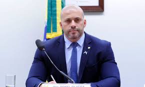 Um espetáculo burlesco insultará cada cidadão decente que quer ver as instituições saneadas. Alexandre De Moraes Concede Prisao Domiciliar A Daniel Silveira