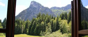 Die gemeinde liegt im ammertal am fluss ammer. Panorama Wohnung Kofel Ferienwohnung Oberammergau