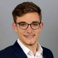 Leon Schell's Instagram, Twitter & Facebook