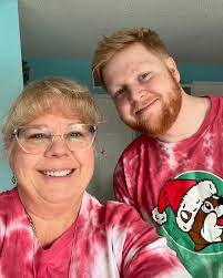 Caleb Harter's Instagram, Twitter & Facebook