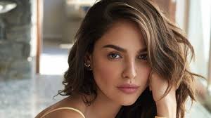 She was tagged as the rebellious beauty . Netflix Drama Version Of Three Body First Exposed Casting Blood Warrior Beauty Gonzalez Is In Talks Video Site Netflix Breaking Latest News