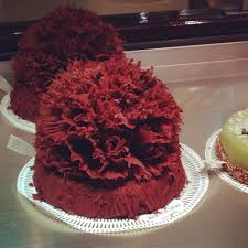 Et Rever Devant L Incontournable Gateau De Bernachon Lyon Teamgourmande Desserts Cake Food