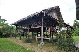 Daya tarikan yang tersendiri di mana setiap binaan dan struktur asas rumah seperti tiang, bumbung, bendul, tingkap tangganya ia dibina dengan mewakili. Bernama On Twitter Salome Bina Rumah Tradisional Dusun Lotud Agar Warisan Etnik Terpelihara Dusunlotud Sabah Https T Co Gfxpgyesdz Https T Co Gqrezf6bvf