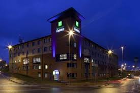 Please contact our front desk for more information. Holiday Inn Express Luton Airport Hotel With Park And Fly Deals By Lutonparking Com