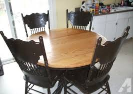 Solid Oak Dining Table W Leaf And 4 Press Back Chairs Solid Oak Dining Table Country Cottage Kitchen Refinish Dining Tables