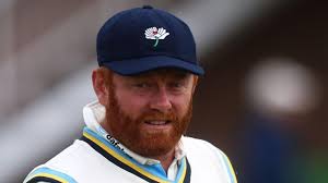 County Championship day one as it happened: Hampshire lead Yorkshire, Essex 