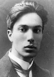(colonna sonora che irrompe, strafottente e compiaciuta, durante un momento qualsiasi del film). Il Caso Pasternak Come Il Dottor Zivago Sfido La Censura Sovietica